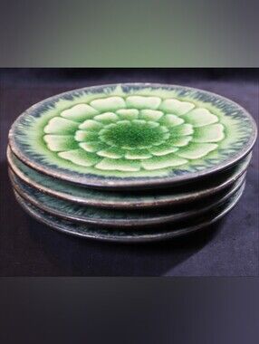 Vintage Global Views Green Crackle Glazed Fused Glass & Ceramic Floral 4-Plates